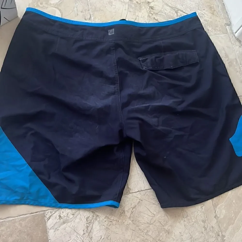 Quiksilver board shorts, men’s size 40. EUC